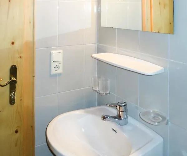 Simon-1 By Interhome Apartamento